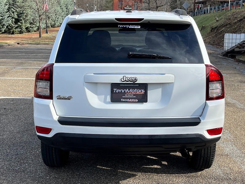 Used 2016 Jeep Compass Sport w/ Power Value Group image 22