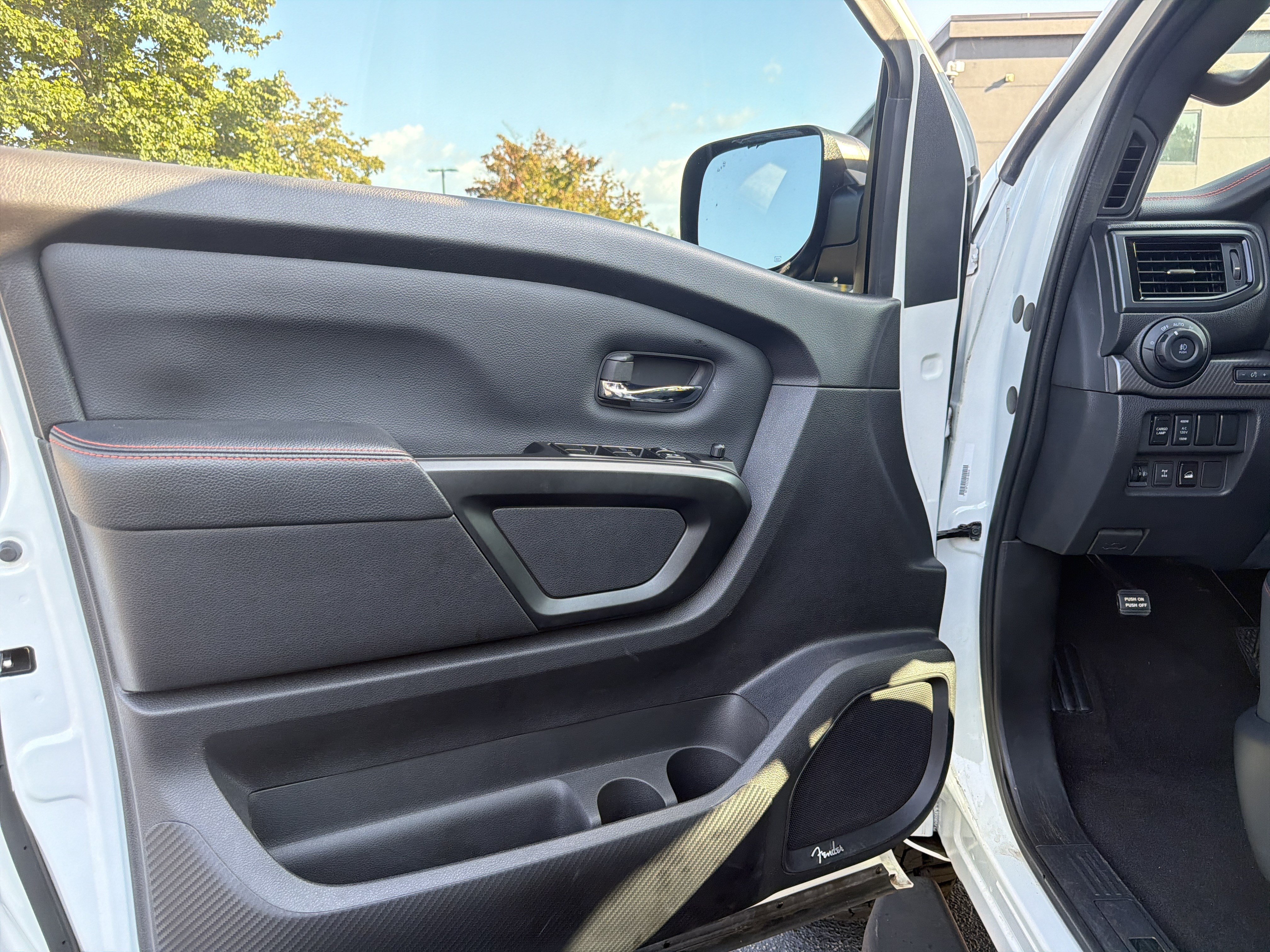 Used 2023 Nissan Titan PRO-4X w/ Pro-4x Utility Package AWD/4WD image 24