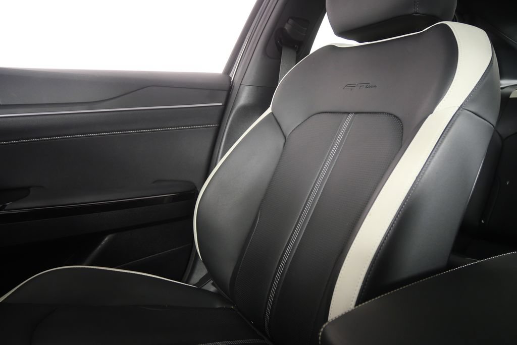 Used 2025 Kia K5 GT-Line w/ GT-Line Premium Package FWD image 19