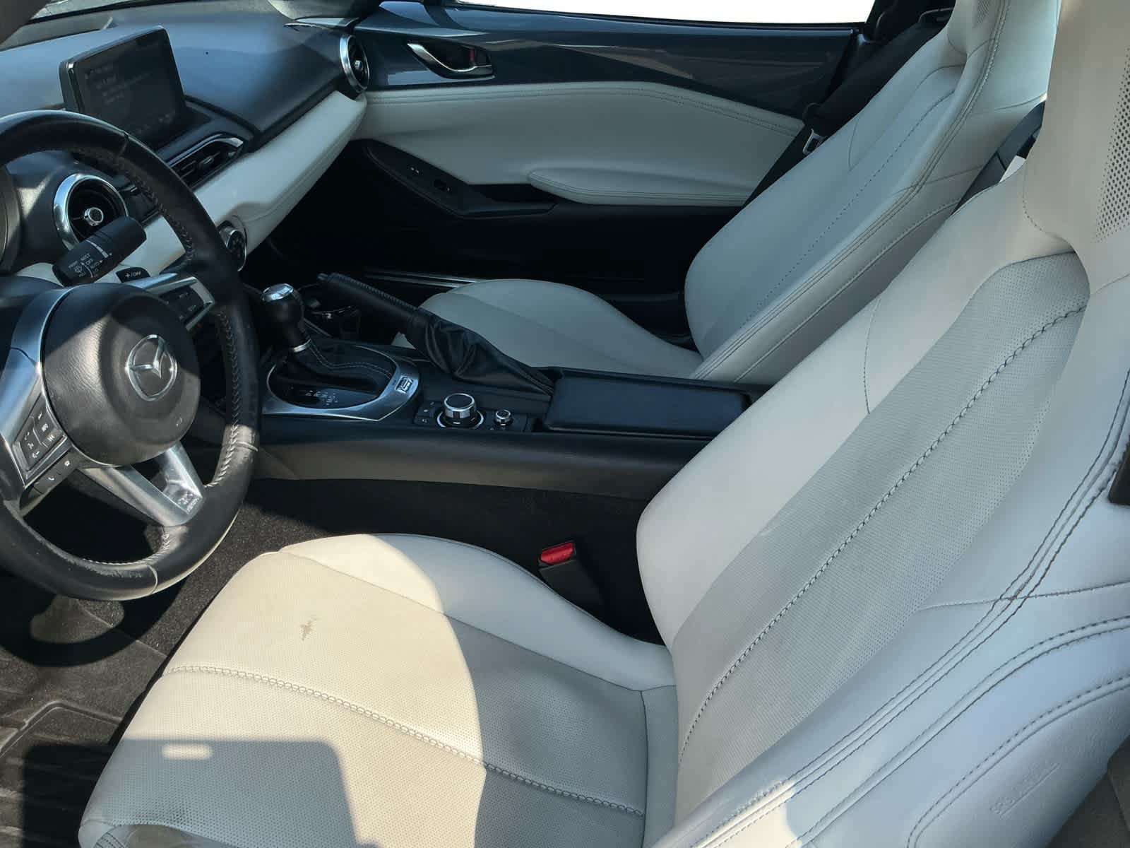 Used 2021 MAZDA MX-5 Miata Grand Touring RWD image 9