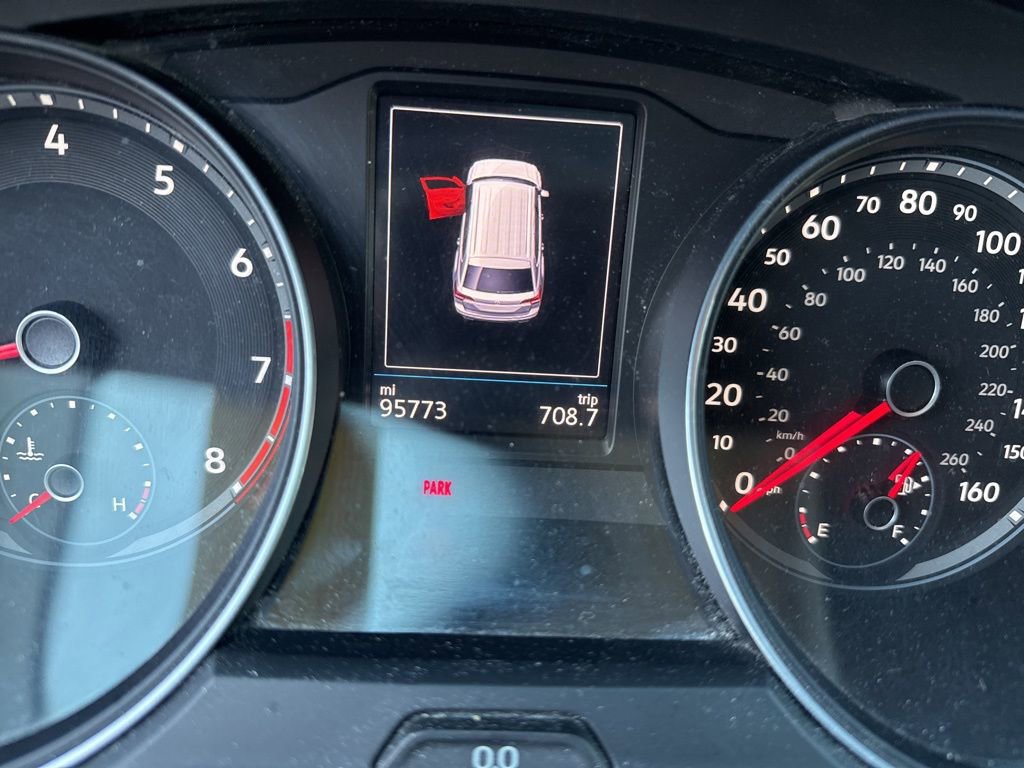 Used 2019 Volkswagen Atlas SE image 18