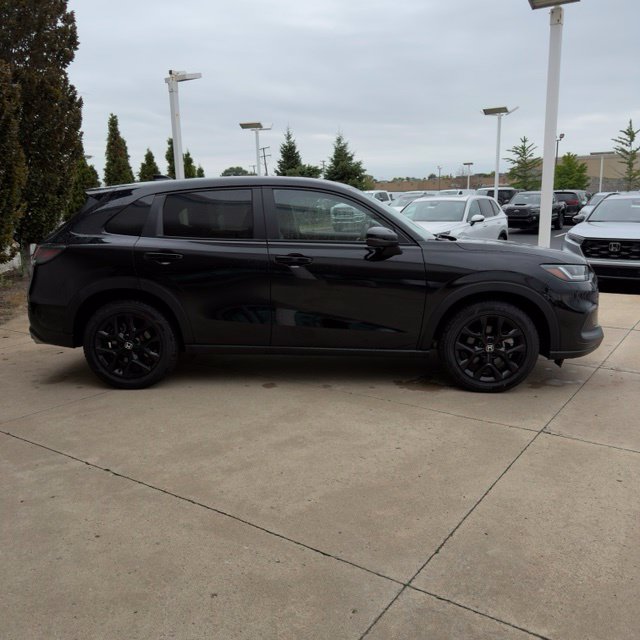Used 2024 Honda HR-V Sport image 7