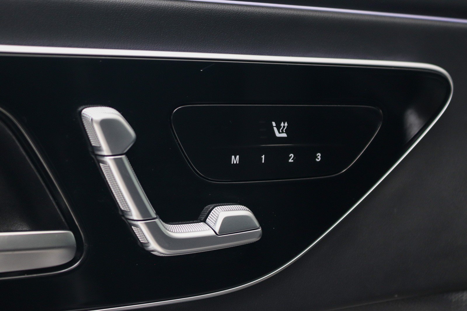 Used 2024 Mercedes-Benz CLE 53 AMG 4MATIC image 25