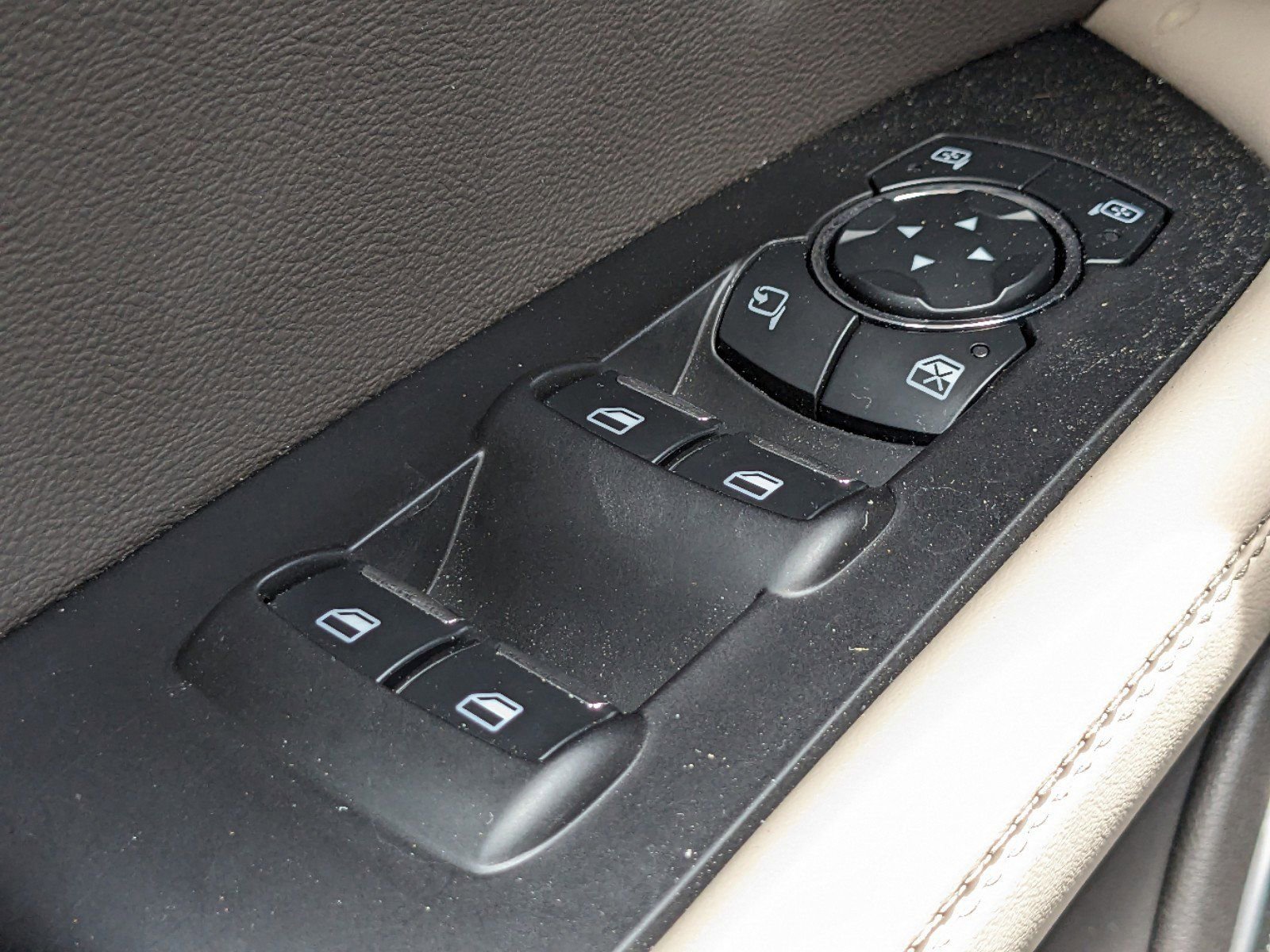 Certified 2023 Lincoln Nautilus Reserve w/ Equipment Group 202A image 25