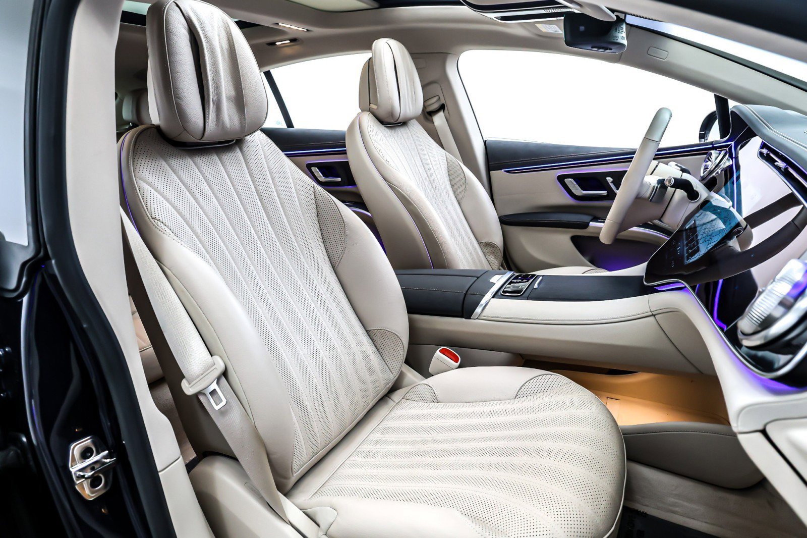 Used 2023 Mercedes-Benz EQS 580 4MATIC Sedan image 8