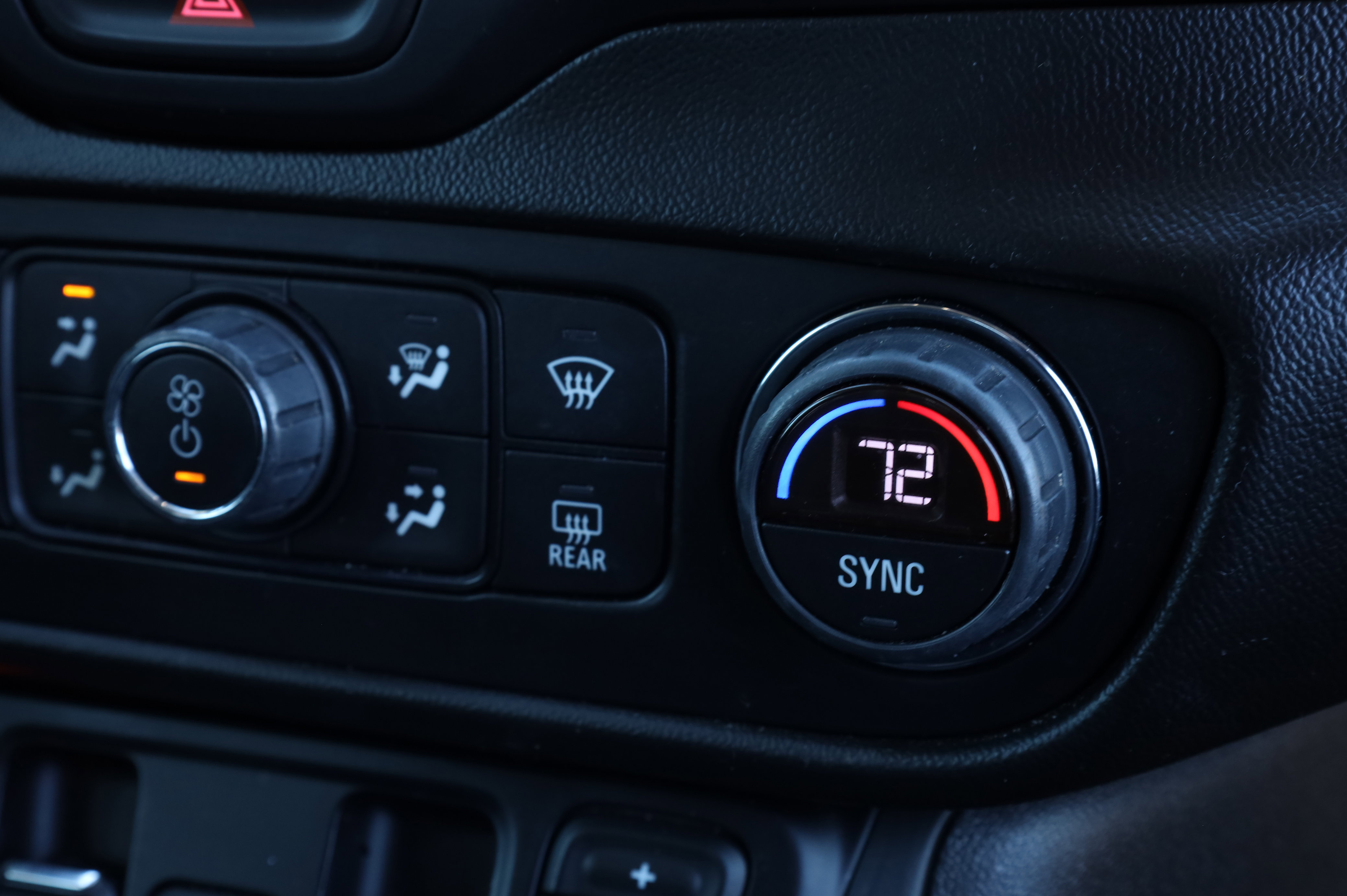 Used 2020 GMC Terrain SLT image 8