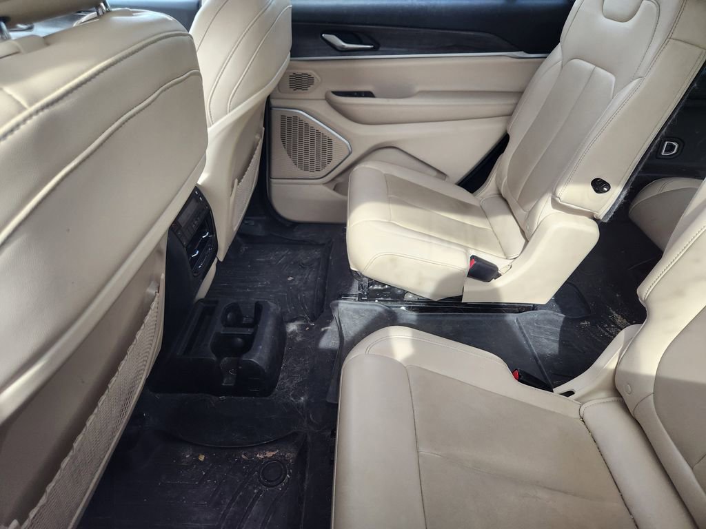 Used 2021 Jeep Grand Cherokee L Limited image 10