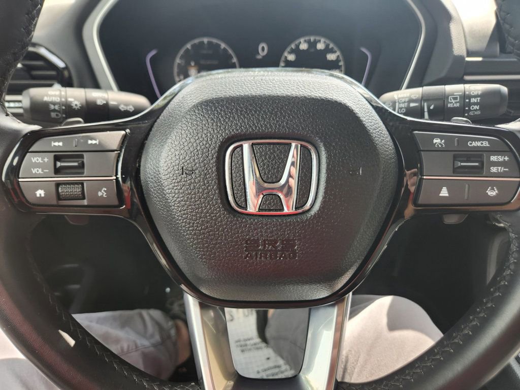Used 2025 Honda Pilot EX-L image 13