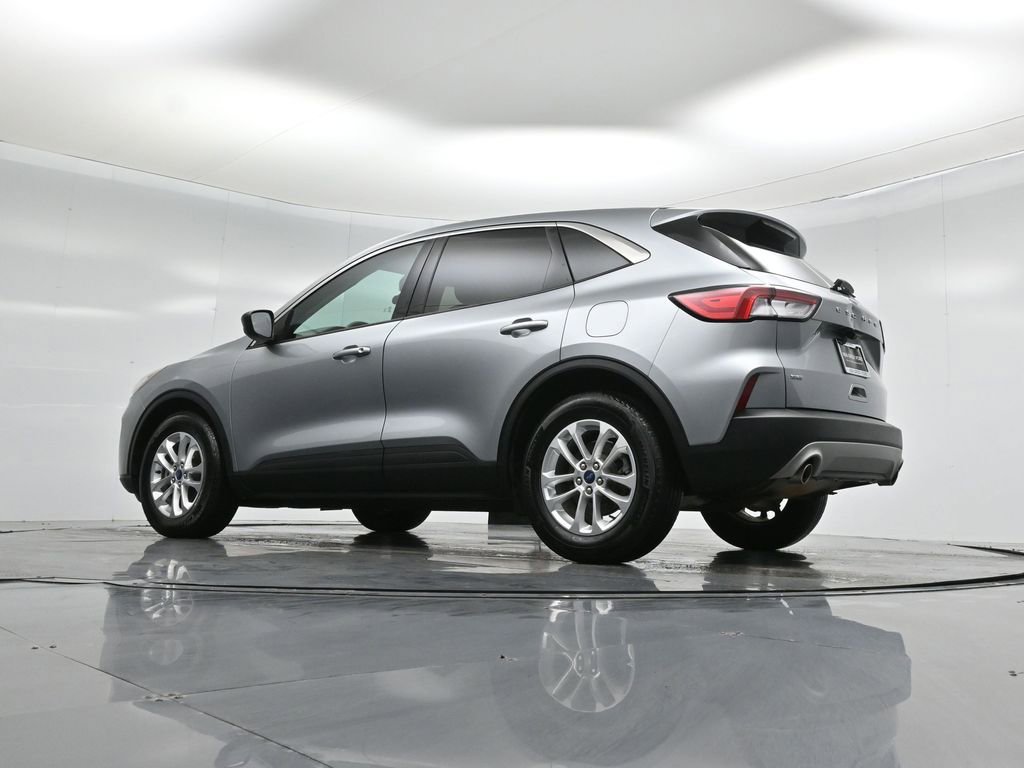 Certified 2022 Ford Escape SE image 49