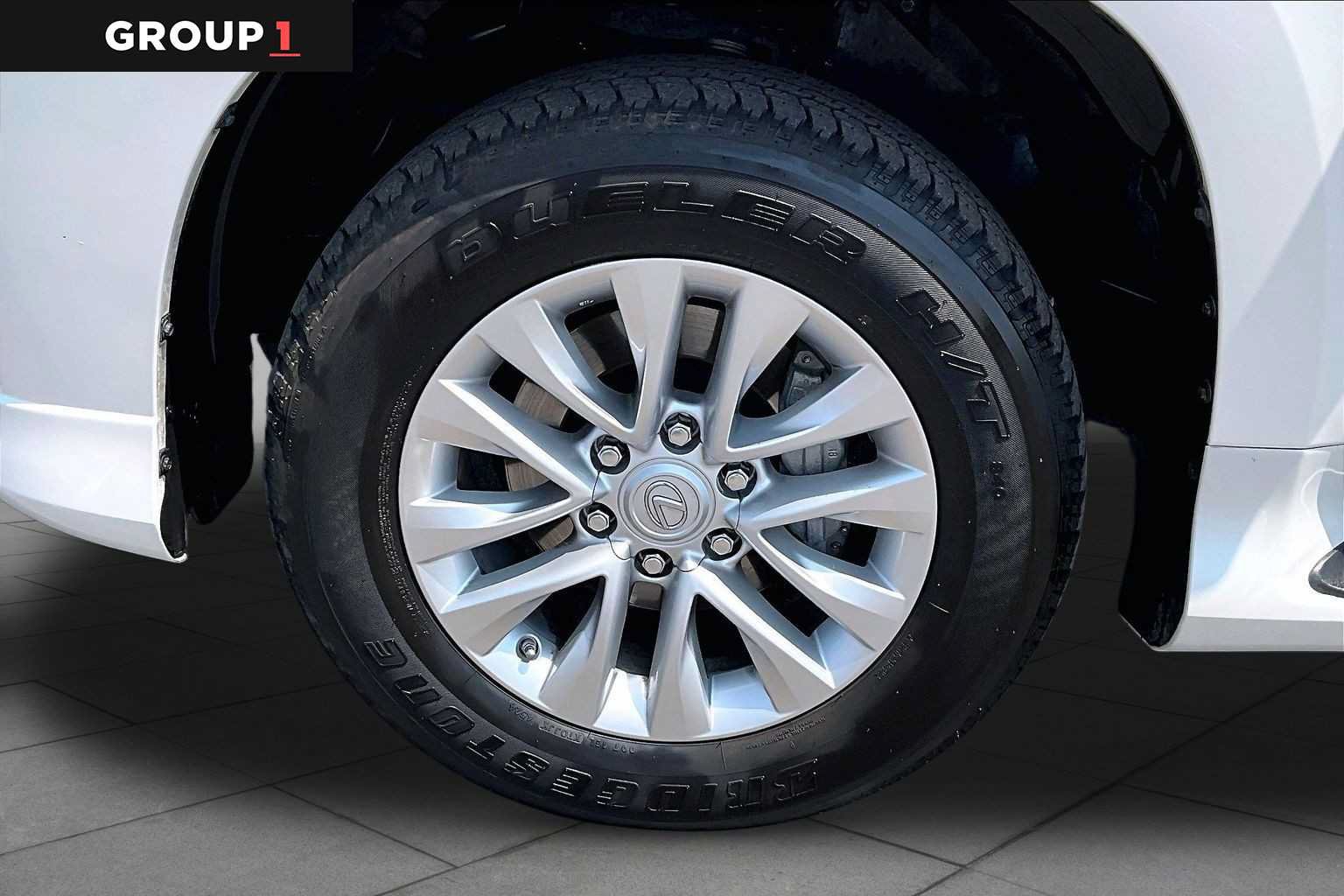 Used 2023 Lexus GX 460 Premium w/ Premium Package AWD/4WD image 10