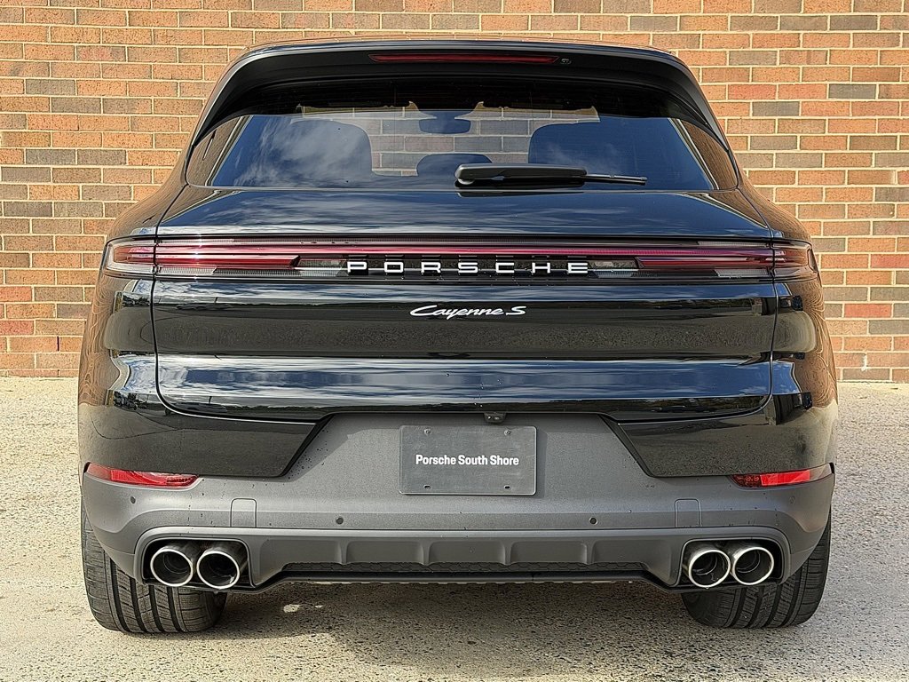 New 2026 Porsche Cayenne S image 6