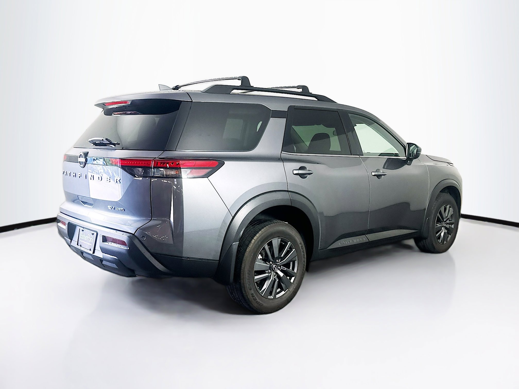 Used 2023 Nissan Pathfinder SV AWD/4WD image 9