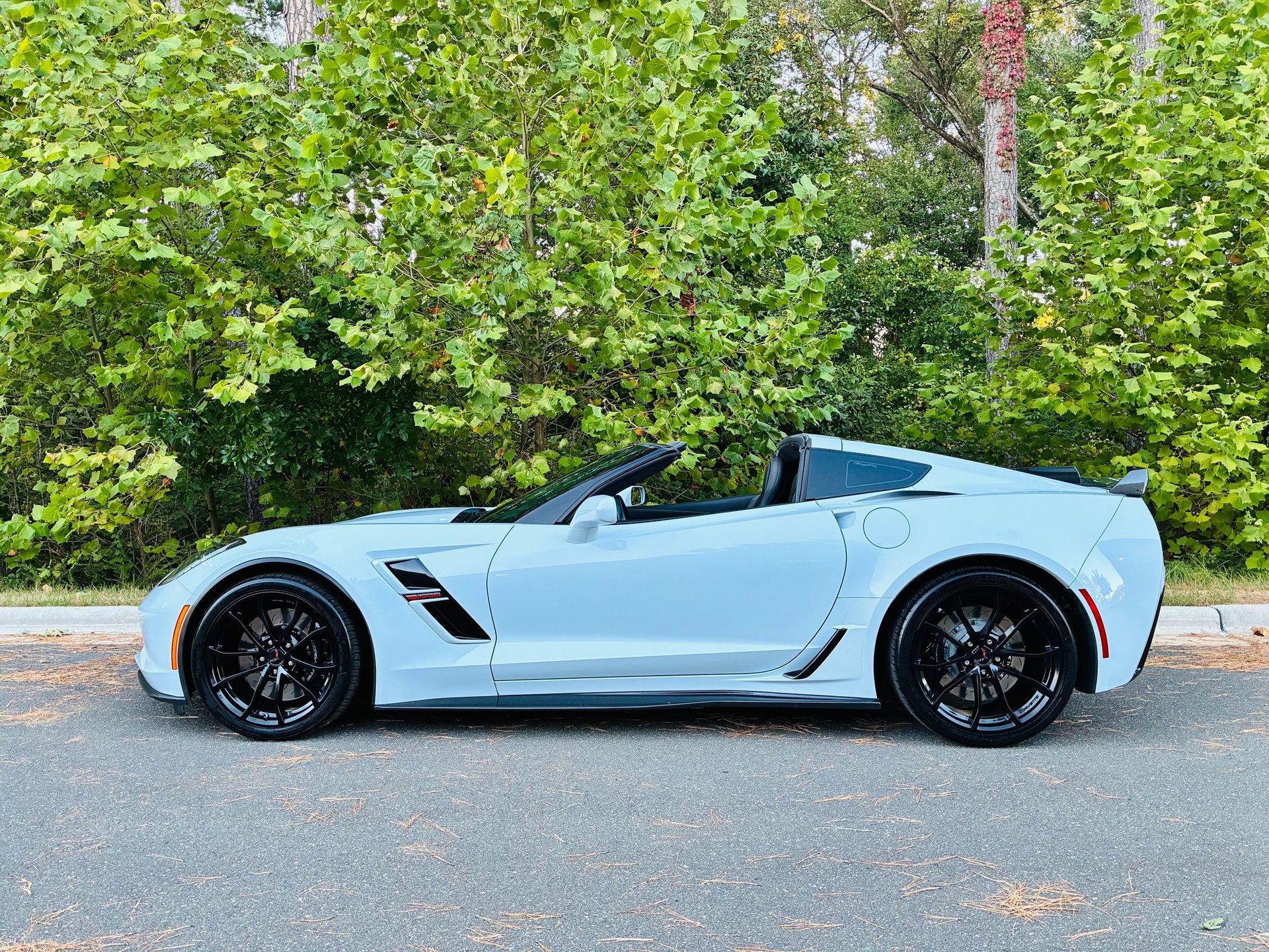 Used 2019 Chevrolet Corvette Grand Sport RWD image 7