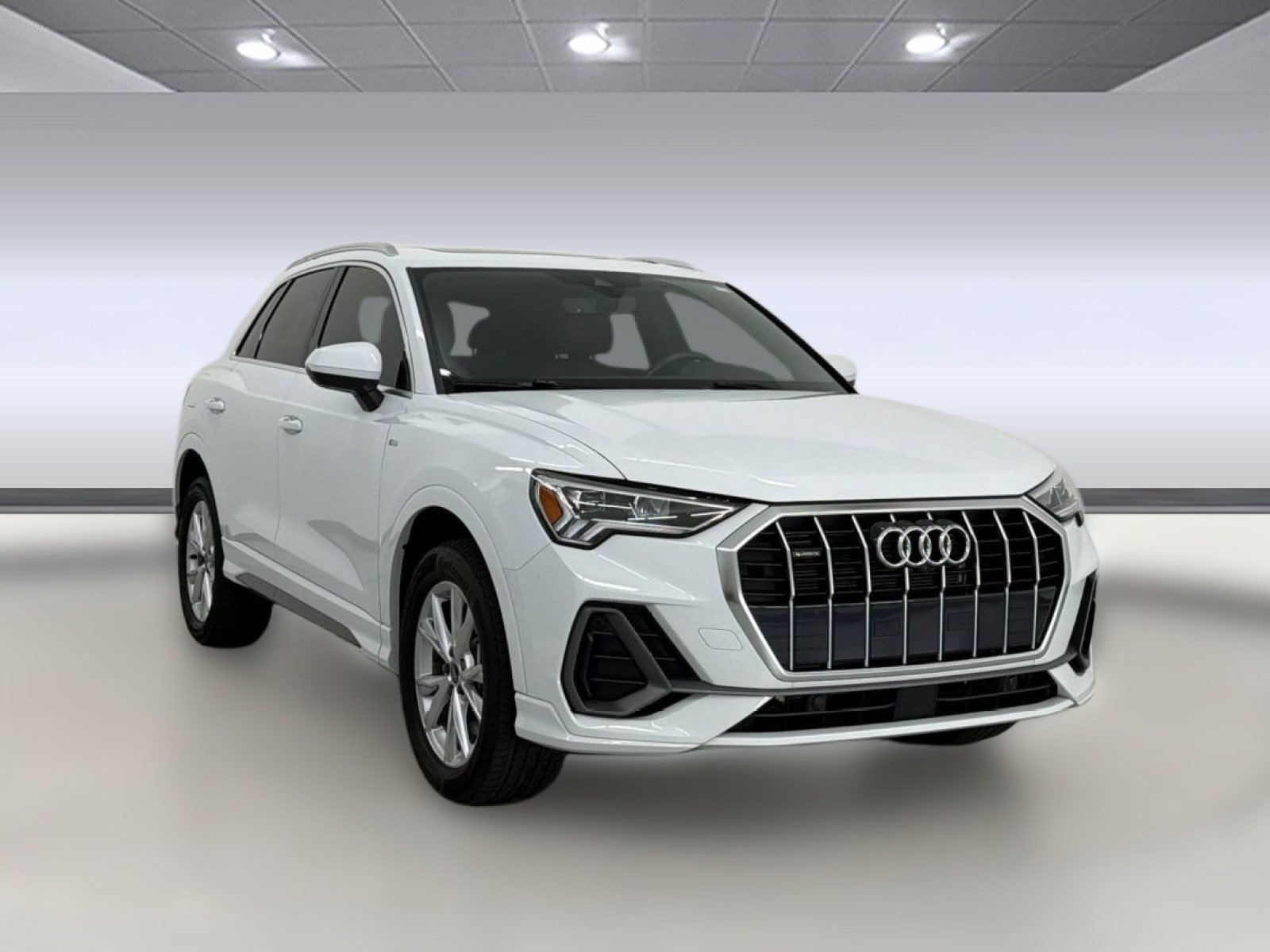 Used 2023 Audi Q3 2.0T Premium Plus w/ Premium Plus Package AWD/4WD image 7