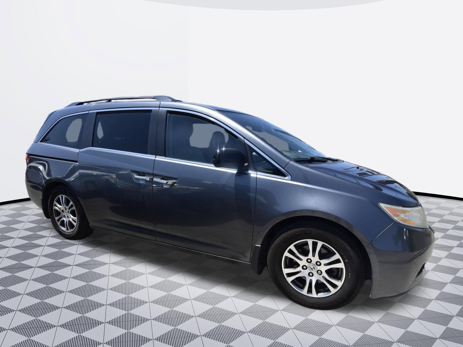 Used 2013 Honda Odyssey EX-L image 4