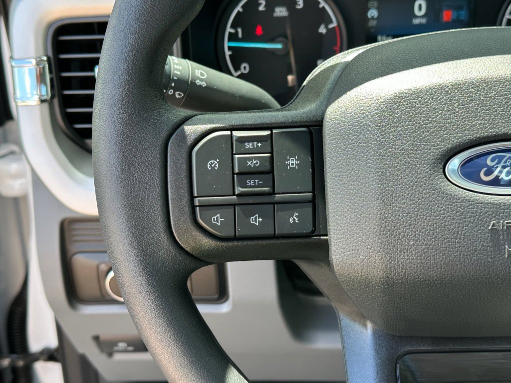 New 2026 Ford F550 4x4 Regular Cab Super Duty image 8