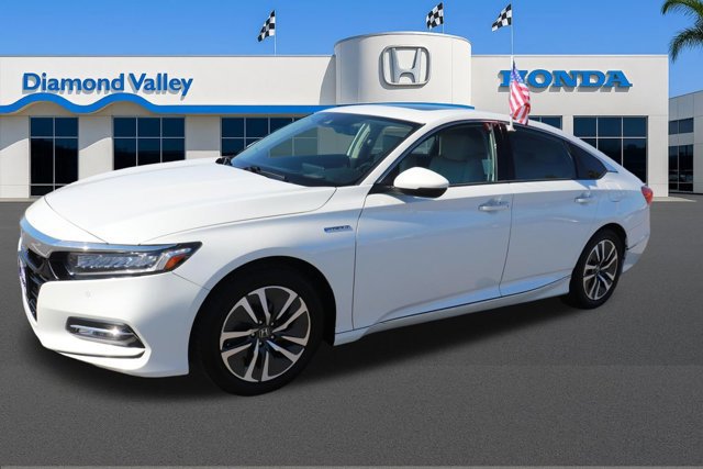 Used 2018 Honda Accord Touring image 3