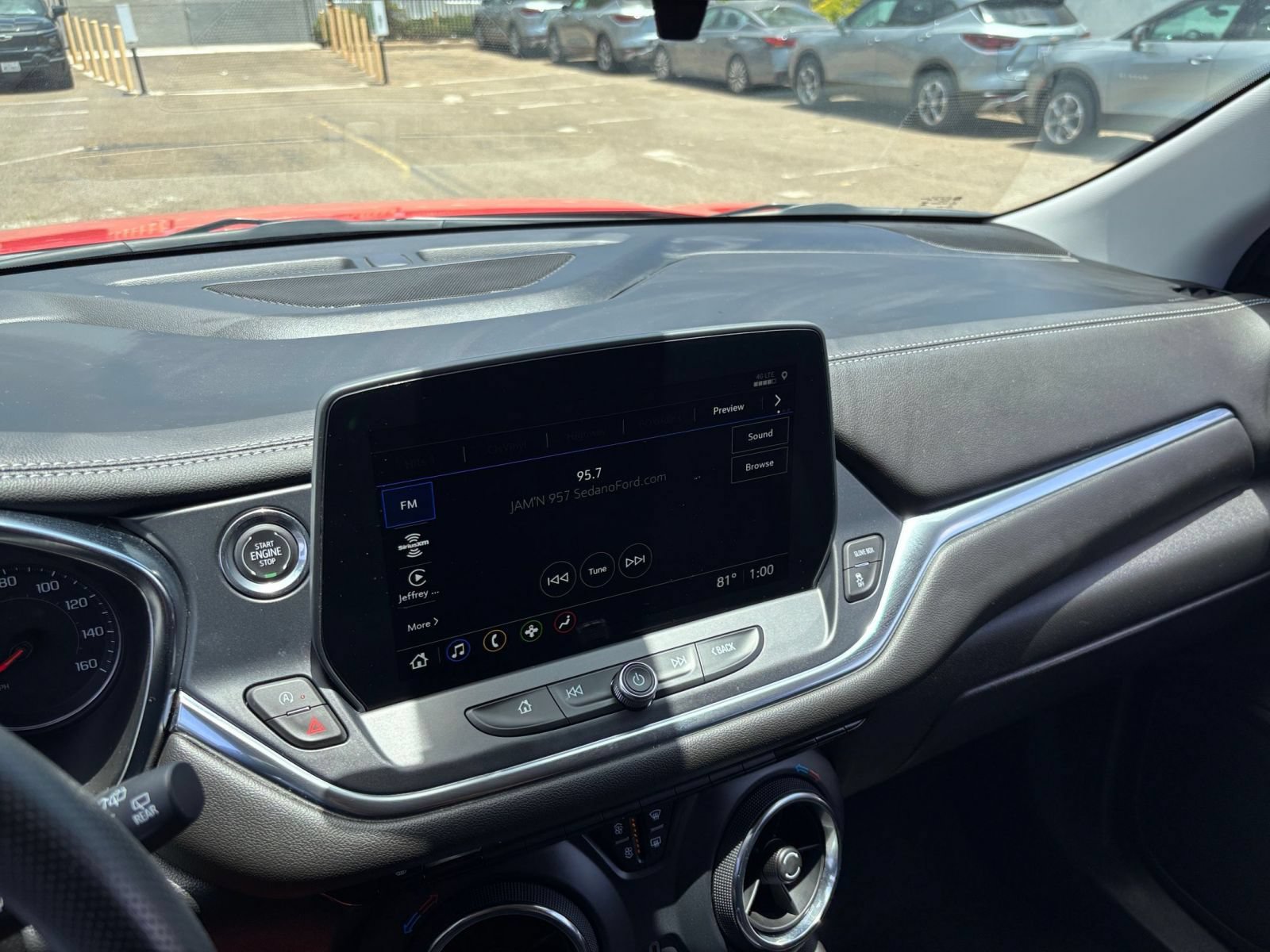 Used 2025 Chevrolet Blazer LT FWD image 19