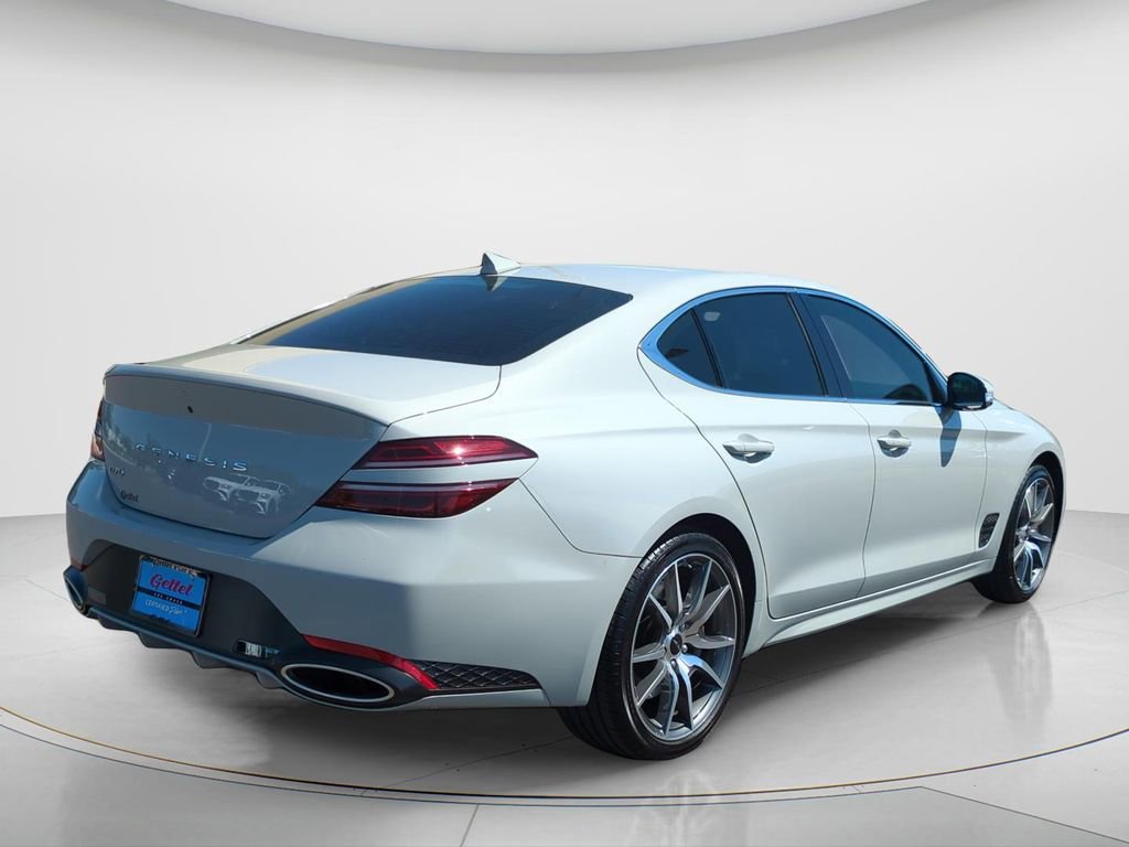 Used 2026 Genesis G70 2.5T image 5