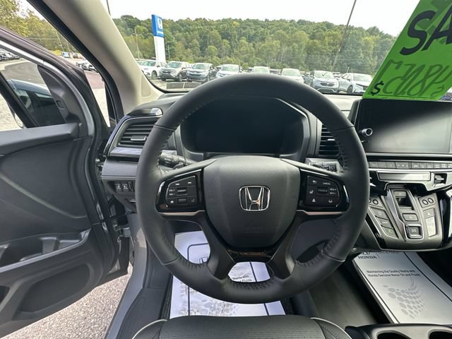 Used 2026 Honda Odyssey Elite image 13