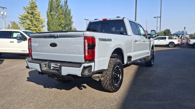 New 2025 Ford F350 Lariat image 3