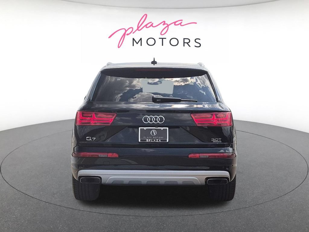 Used 2018 Audi Q7 3.0T Premium Plus w/ Premium Plus Package AWD/4WD image 6