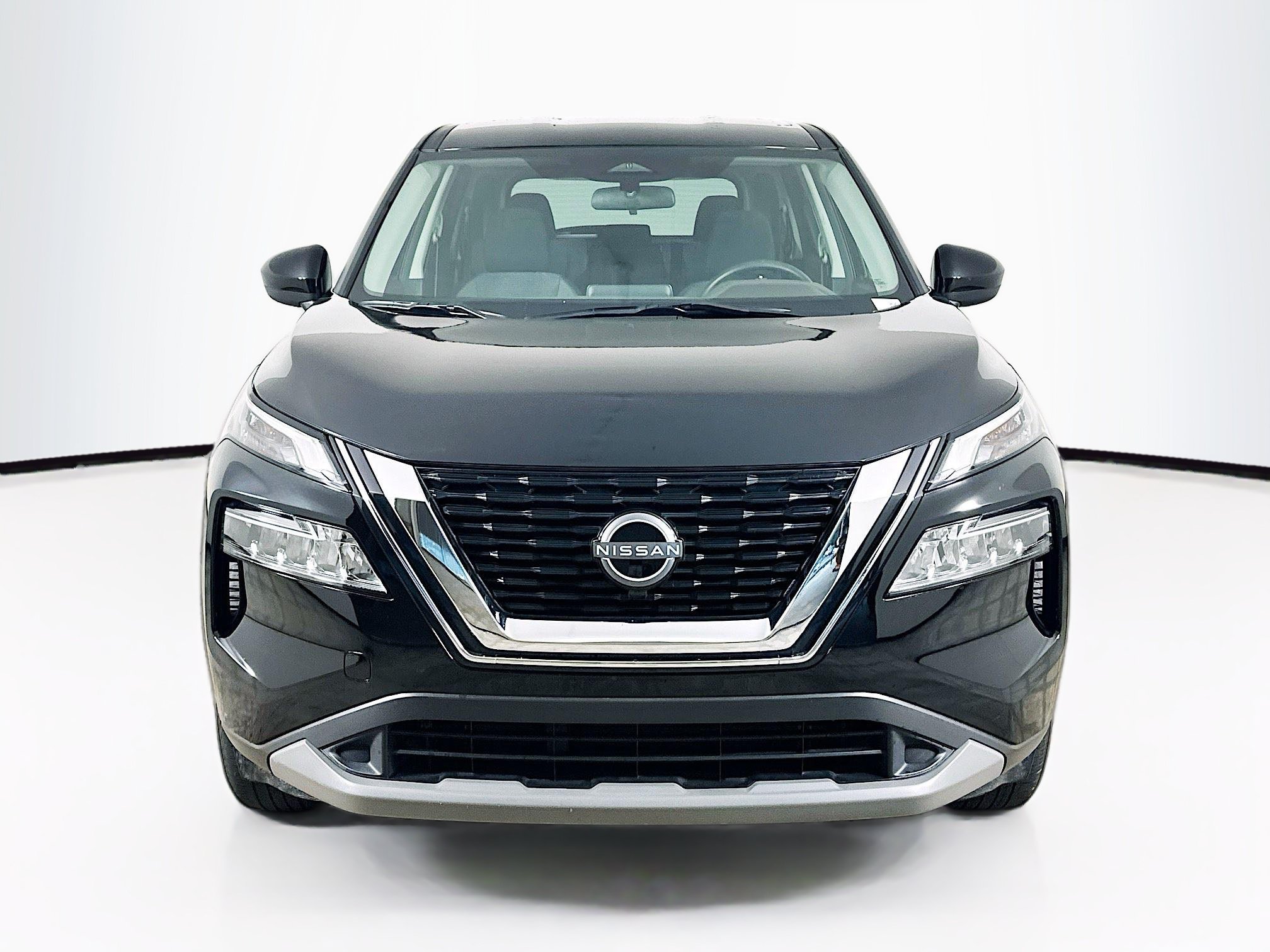 Used 2023 Nissan Rogue SV AWD/4WD image 2