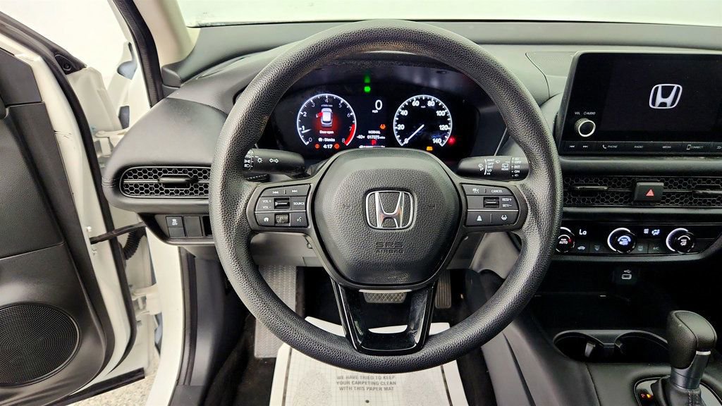 Used 2023 Honda HR-V LX image 13