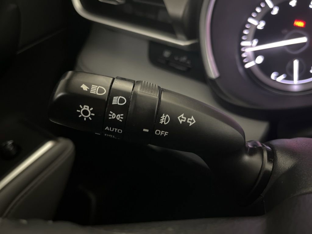 Used 2022 Toyota Highlander XLE AWD/4WD image 66