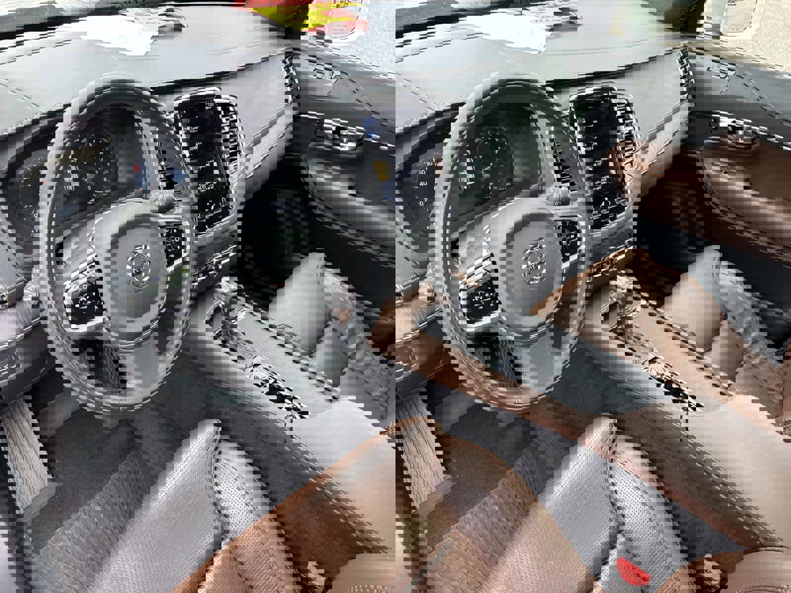 Used 2022 Volvo XC90 T6 Inscription w/ Lounge Package image 22