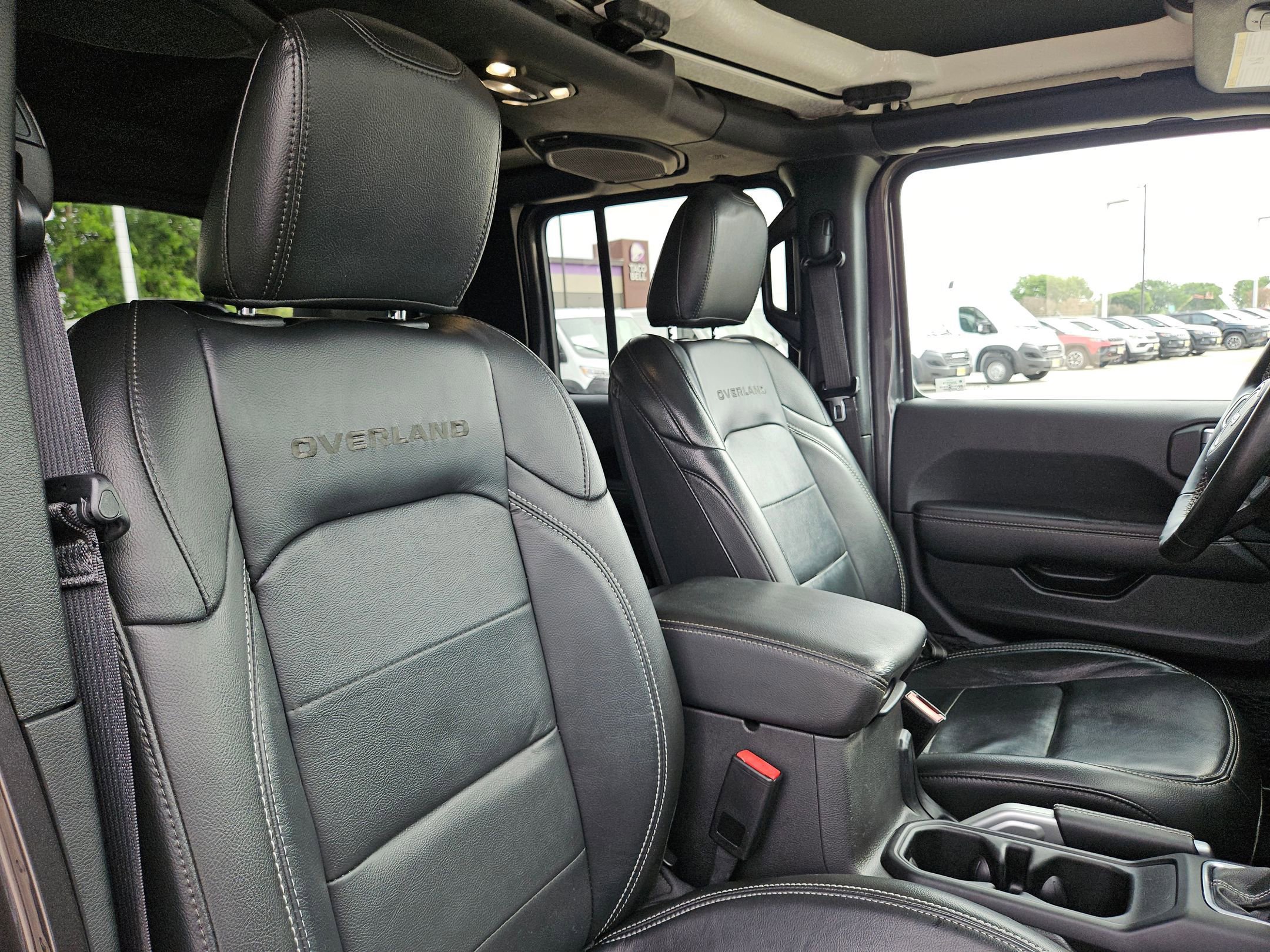 Used 2022 Jeep Gladiator Overland w/ Popular Equipment Package image 30