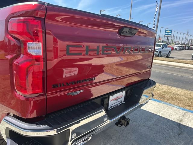 New 2026 Chevrolet Silverado 1500 LTZ w/ LTZ Premium Package AWD/4WD image 5