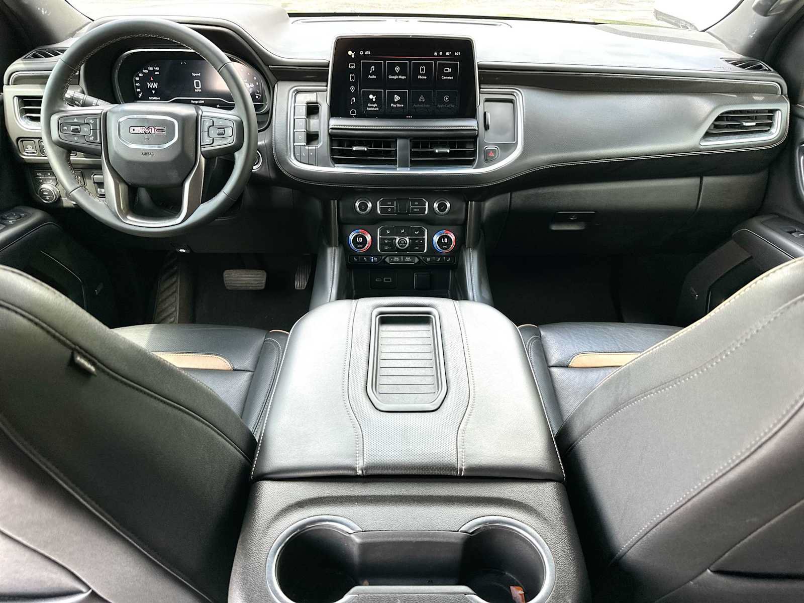 Used 2023 GMC Yukon AT4 w/ AT4 Premium Plus Package AWD/4WD image 25