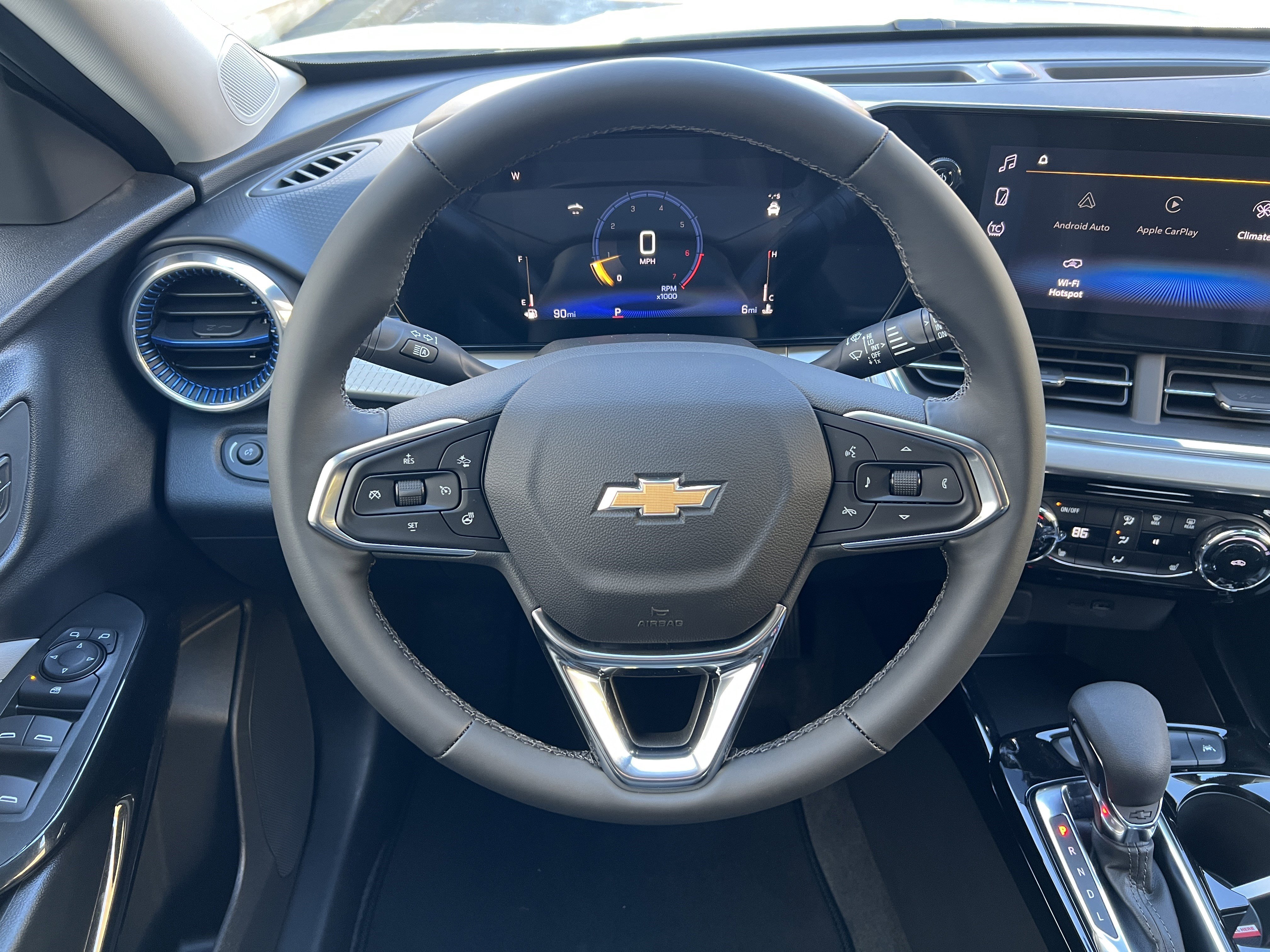 New 2026 Chevrolet Trax LT w/ Driver Confidence Package image 25