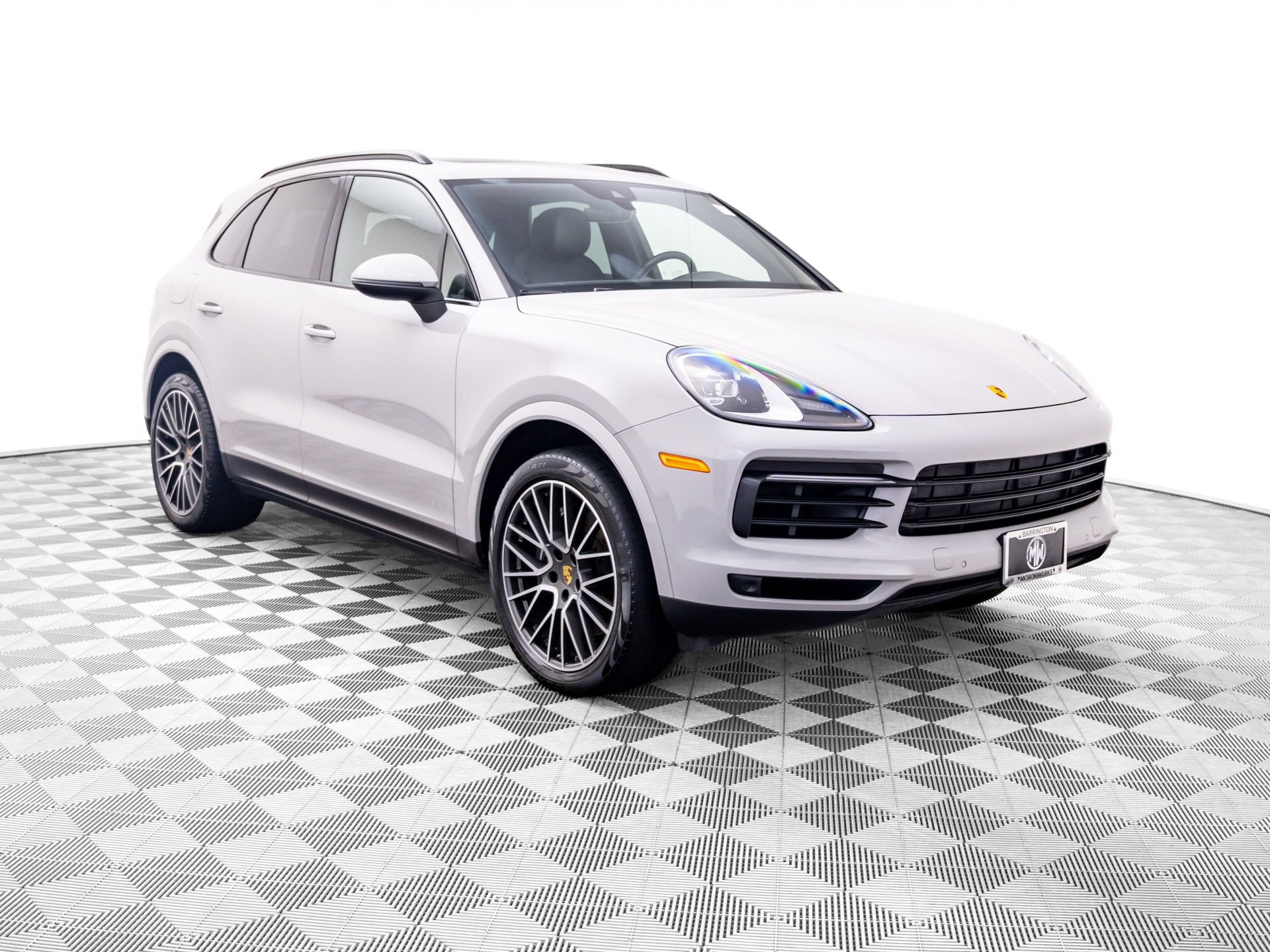 Certified 2023 Porsche Cayenne AWD/4WD image 6