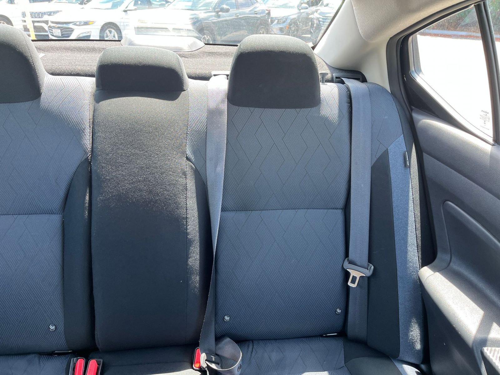 Used 2025 Nissan Versa SV FWD image 37
