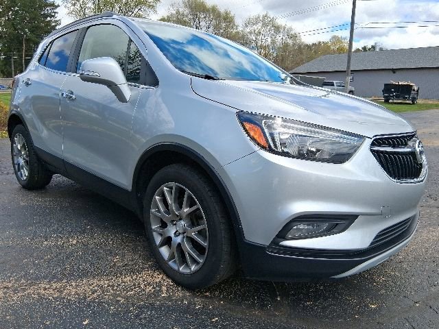 Used 2018 Buick Encore Sport Touring FWD image 7