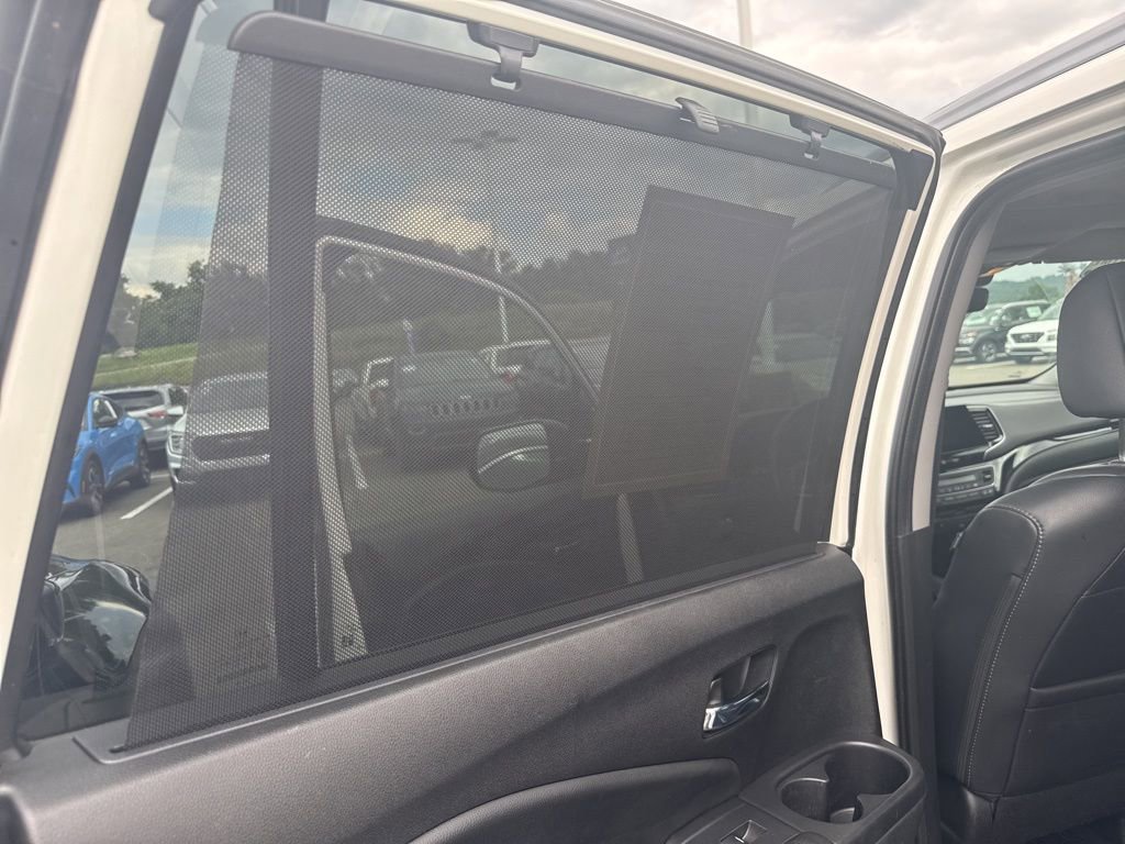 Used 2019 Honda Pilot Touring image 14