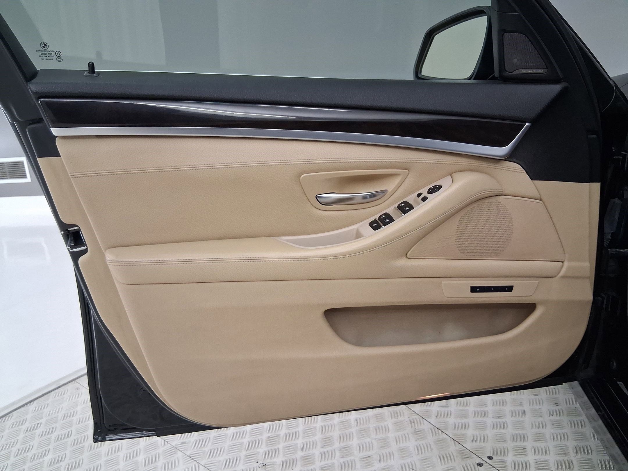 Used 2014 BMW 528i Sedan RWD image 24