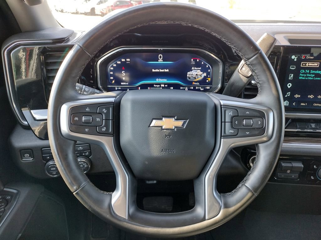 Used 2025 Chevrolet Silverado 2500 LT w/ Convenience Package AWD/4WD image 7