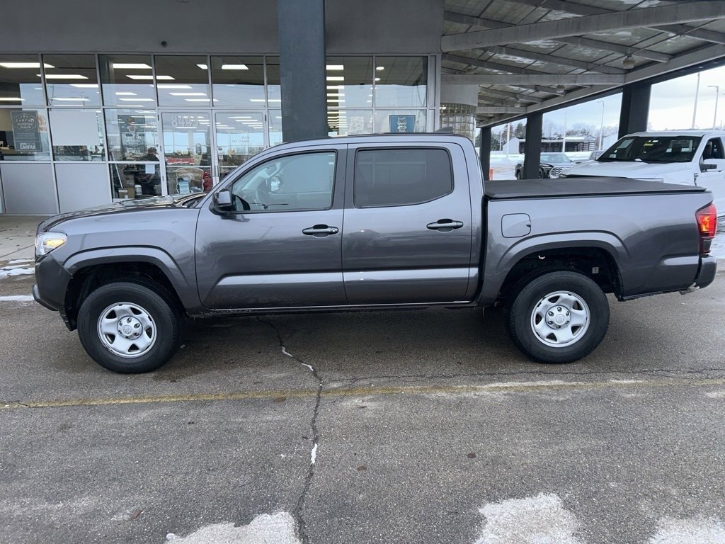 Used 2019 Toyota Tacoma SR image 4