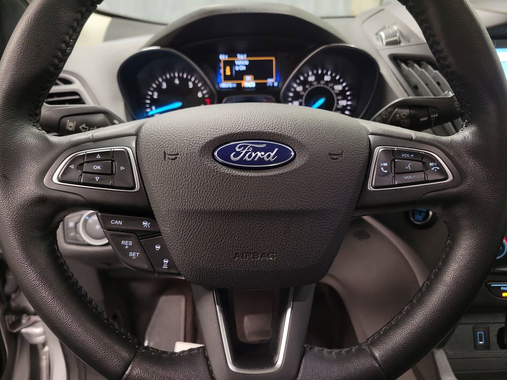 Used 2019 Ford Escape SEL image 19