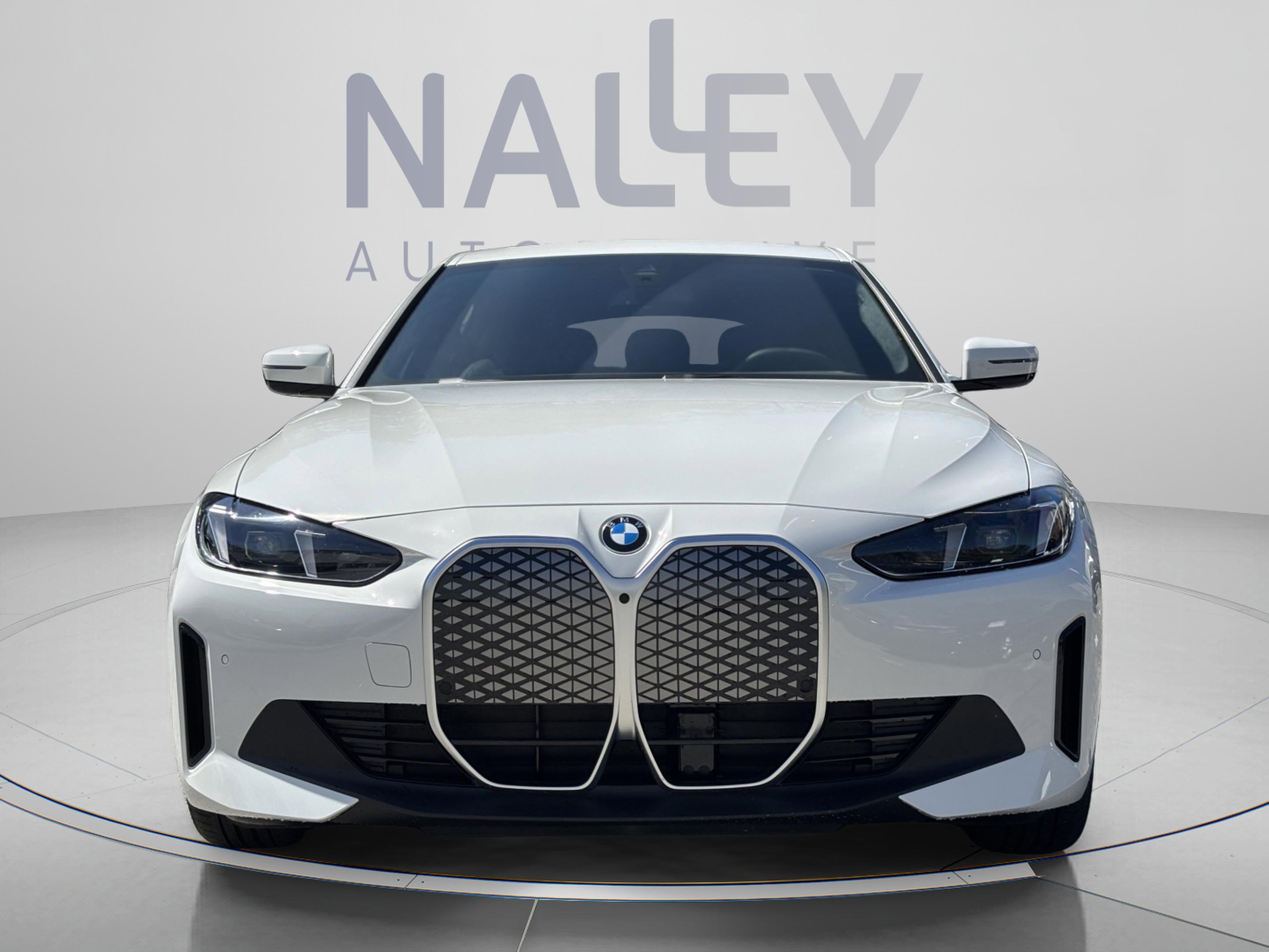 New 2026 BMW i4 eDrive40 w/ Parking Assistance Package RWD image 6