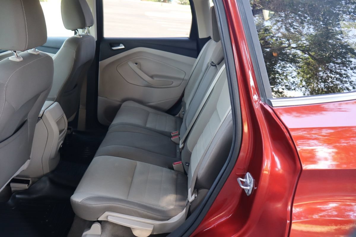 Used 2016 Ford Escape SE FWD image 20