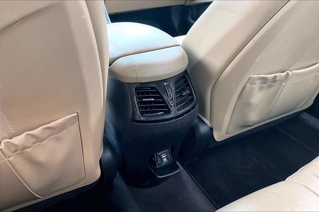 Used 2015 Hyundai Azera FWD image 33