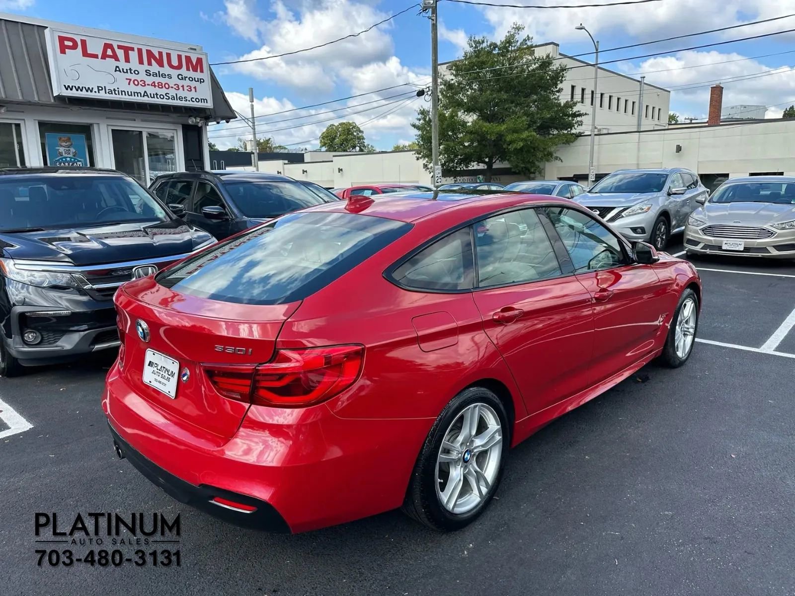Used 2018 BMW 330i Gran Turismo xDrive image 6