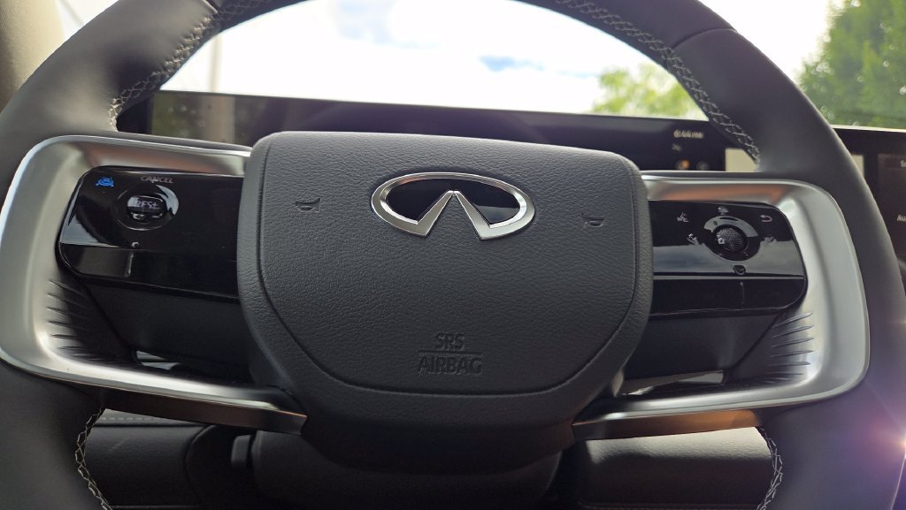 New 2027 INFINITI QX80 Luxe w/ Cargo Package AWD/4WD image 19