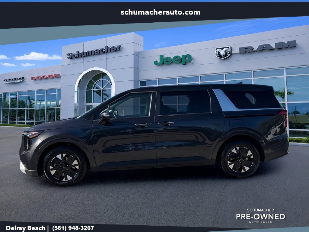 Used 2026 Kia Carnival LXS FWD image 4