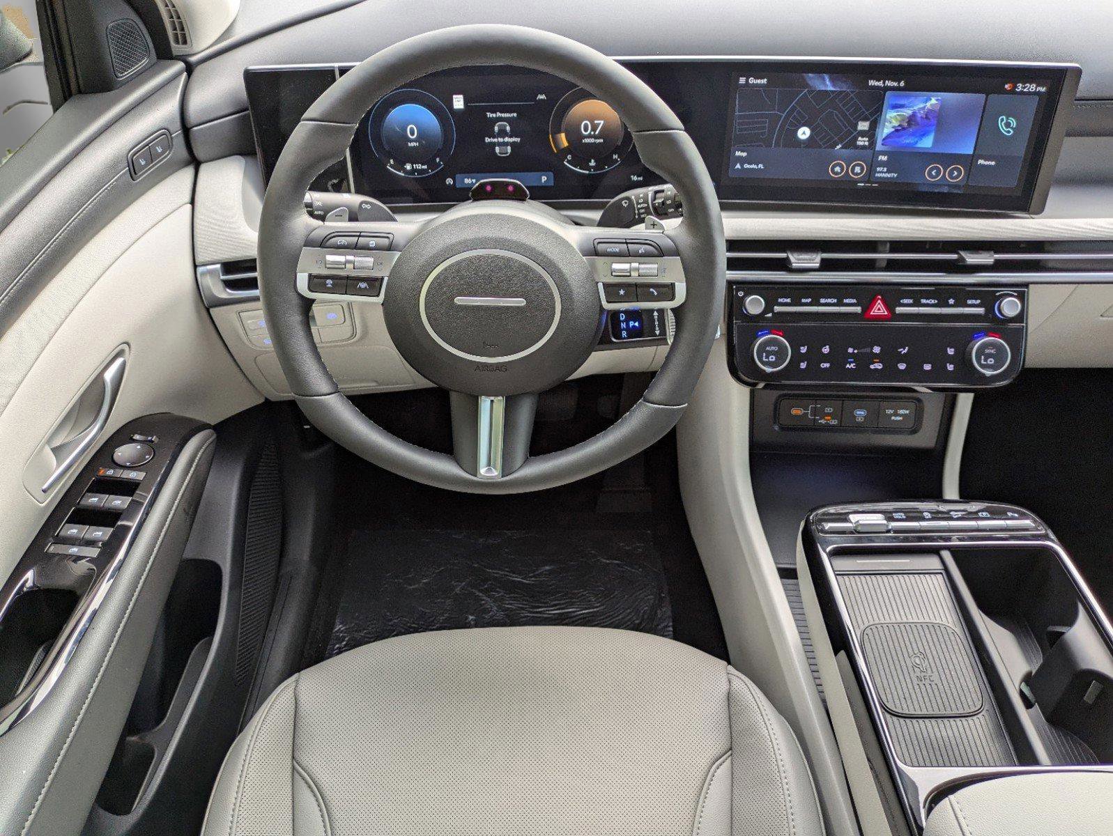 New 2026 Hyundai Tucson Limited image 19