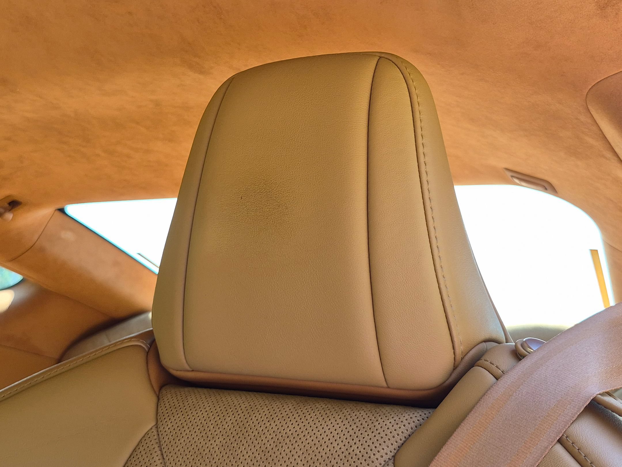 Used 2023 Lexus LC 500 Coupe w/ Dynamic Handling Package RWD image 6